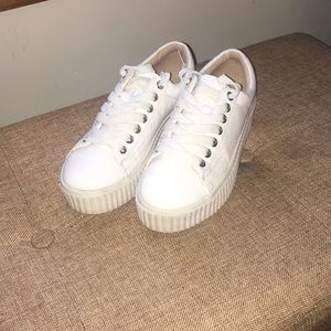 Platform sneakers